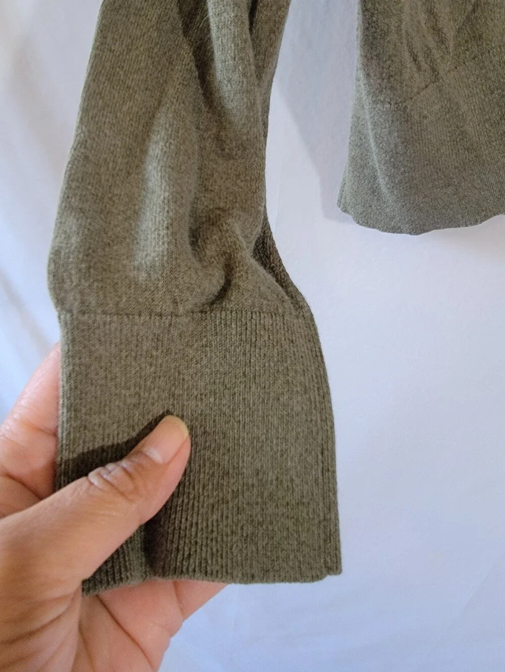 J.Crew Olive Green V-Neck Button Front Cardigan Sz L Preppy Coquette Fall Boho